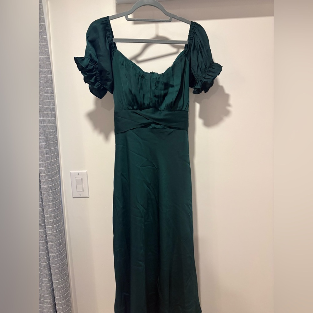 NWT Petal & Pup Mickenna Sweetheart Frill Midi Dress Emerald Green - Picture 3 of 7